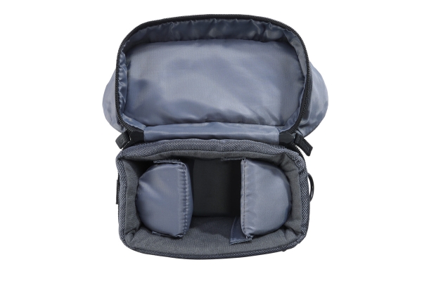 Peter Hadley Tokio 200 dunkelgrau Fototasche aus 100 % aus recyceltem Polyester